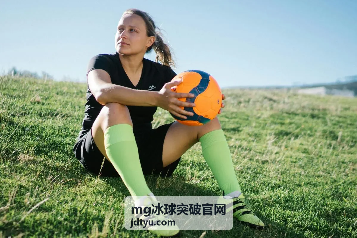 mg冰球突破官网 冰球主题场馆服务现场